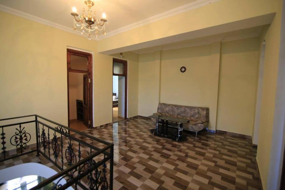 Hotel Tedi Kvareli Εξωτερικό φωτογραφία