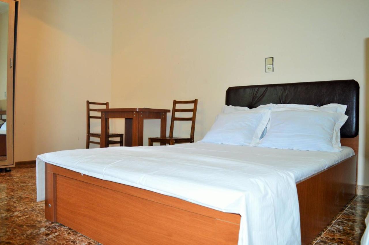 Hotel Tedi Kvareli Εξωτερικό φωτογραφία