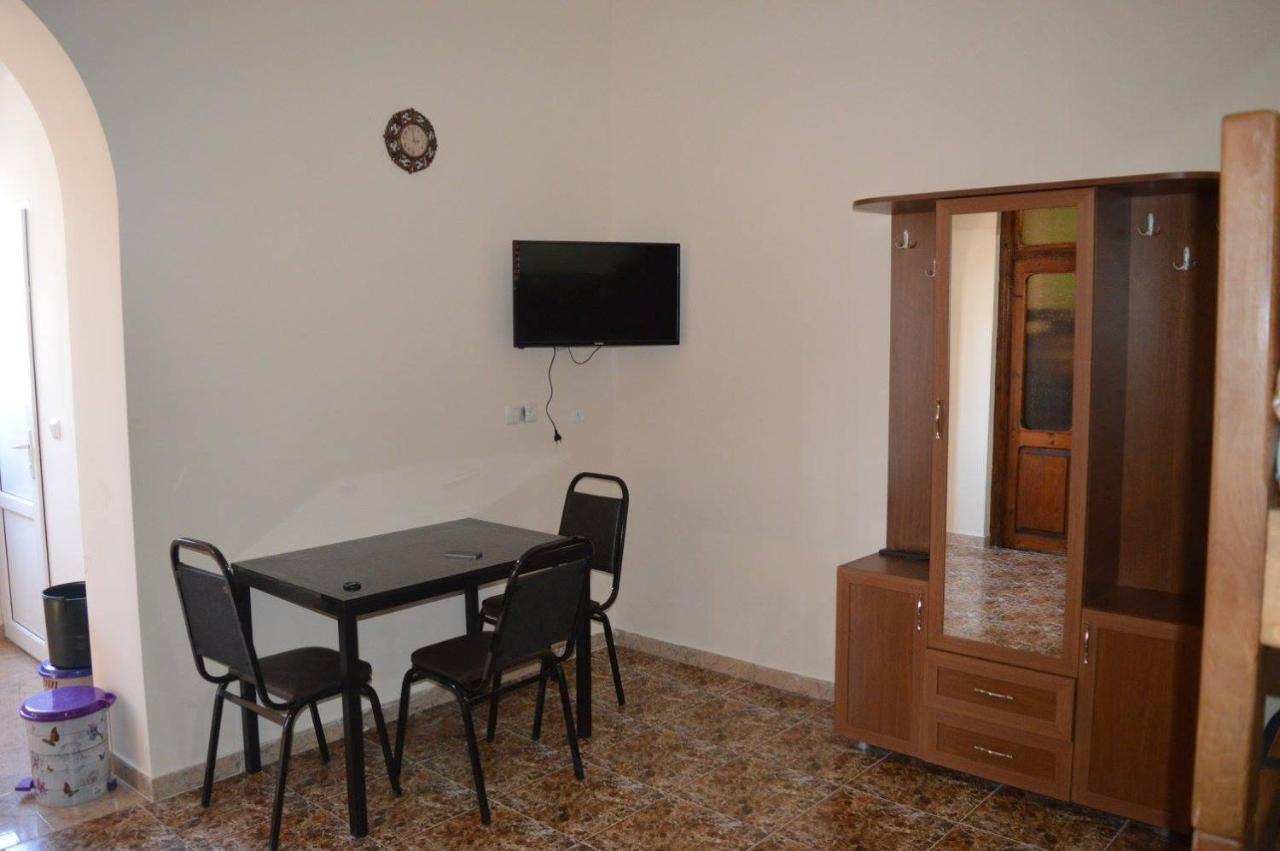 Hotel Tedi Kvareli Εξωτερικό φωτογραφία