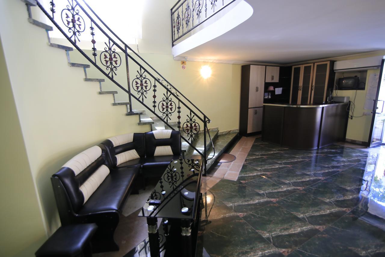 Hotel Tedi Kvareli Εξωτερικό φωτογραφία