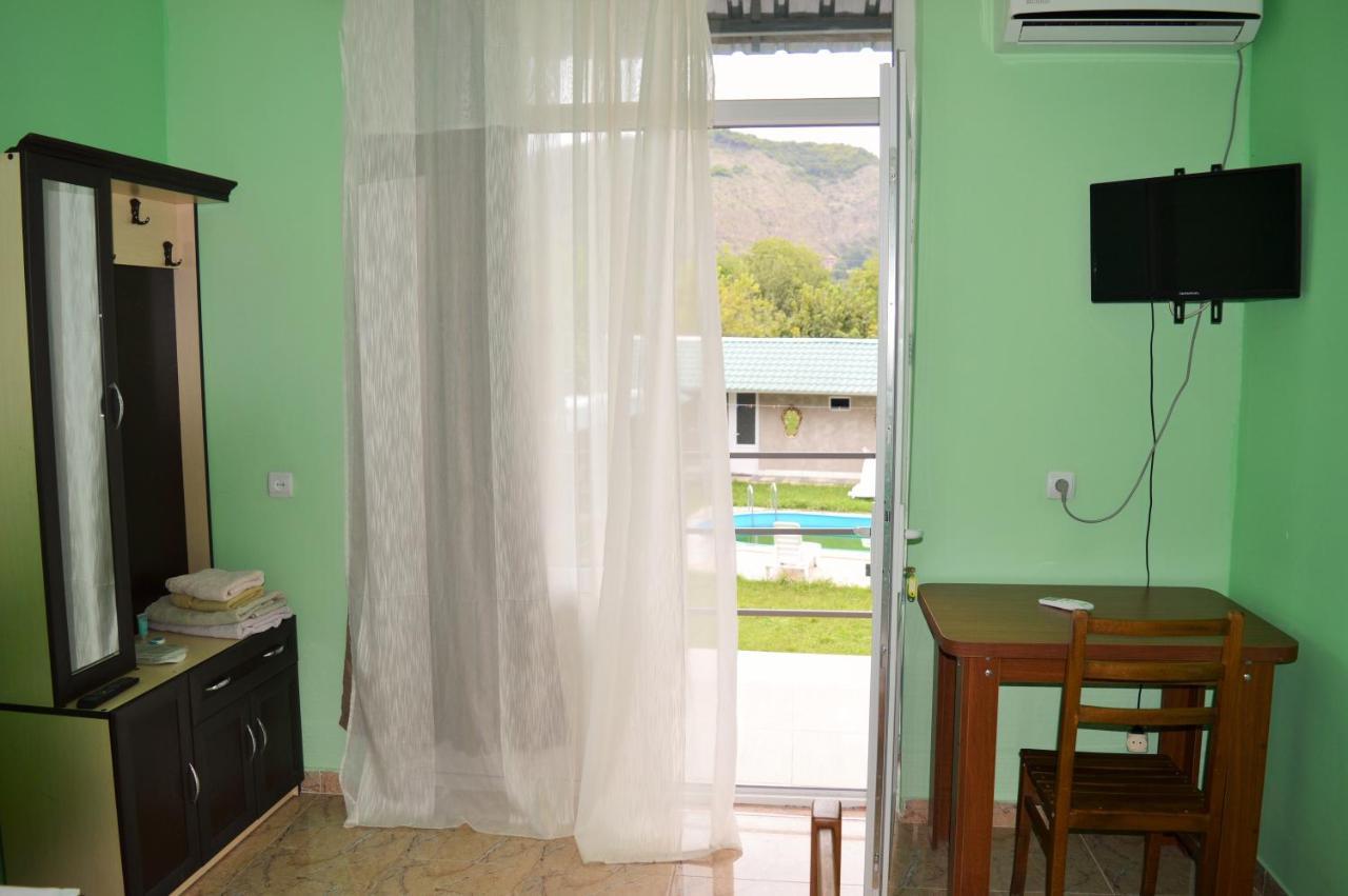 Hotel Tedi Kvareli Εξωτερικό φωτογραφία
