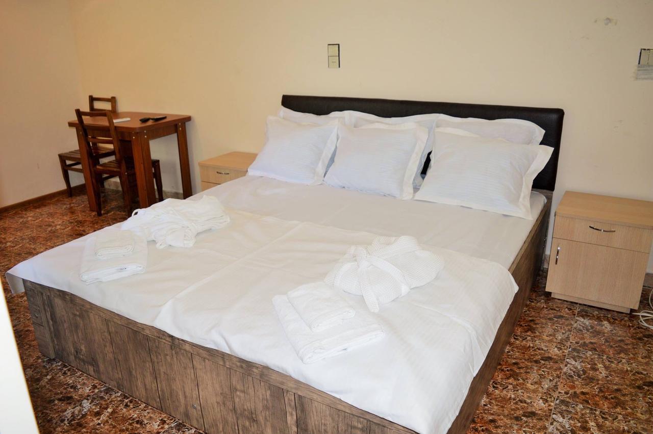 Hotel Tedi Kvareli Εξωτερικό φωτογραφία
